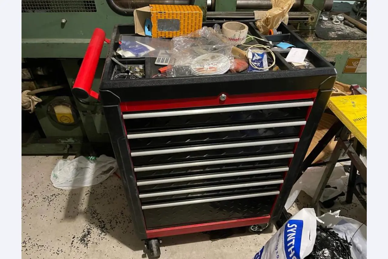 Máquinas de inyección de plástico-1